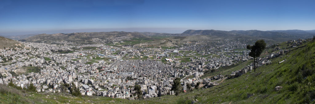 2372C_Nablus_GerizimOverlook_Nablus_BigPano_Shechem_Balata_ChJacobsWell_3_9_19-1024x339.jpg